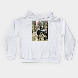 Dog Walking in NY Kids Hoodie